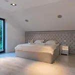 Vivaldi Villa